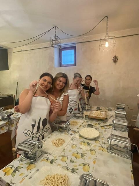 Milan: Pasta and Tiramisu Cooking Class with Wine - Wine With Lunch or Dinner: Pairing That Makes the Meal Feel Complete