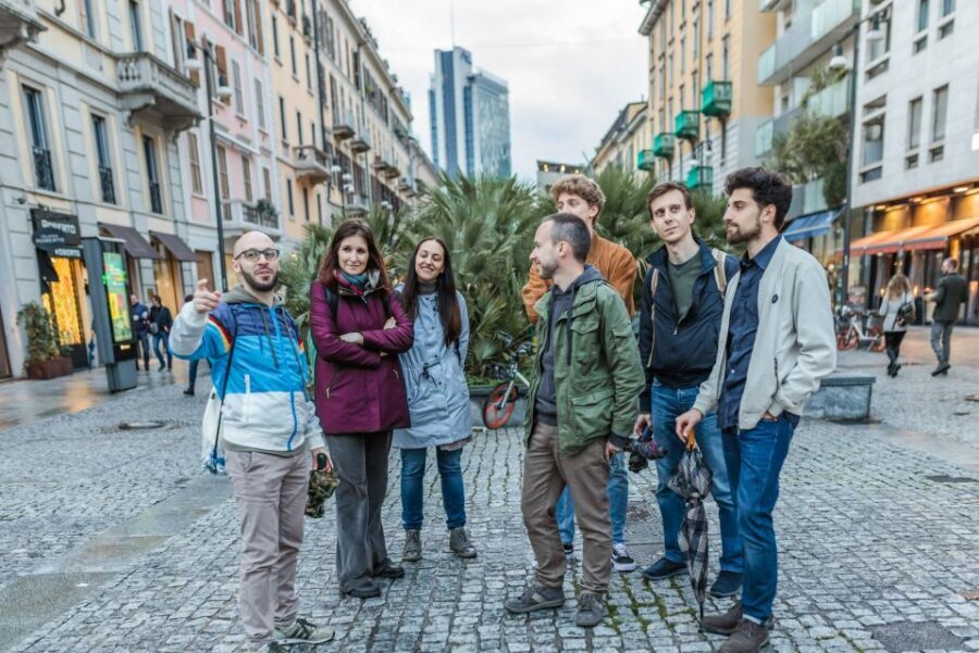 Milan: Private and Personalized Highlights Tour - Your guide experience: English/Italian and real people behind the walking