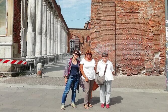 Milan : Private Custom Walking Tour with A Guide (Private Tour) - A private Milan walk that starts where you are
