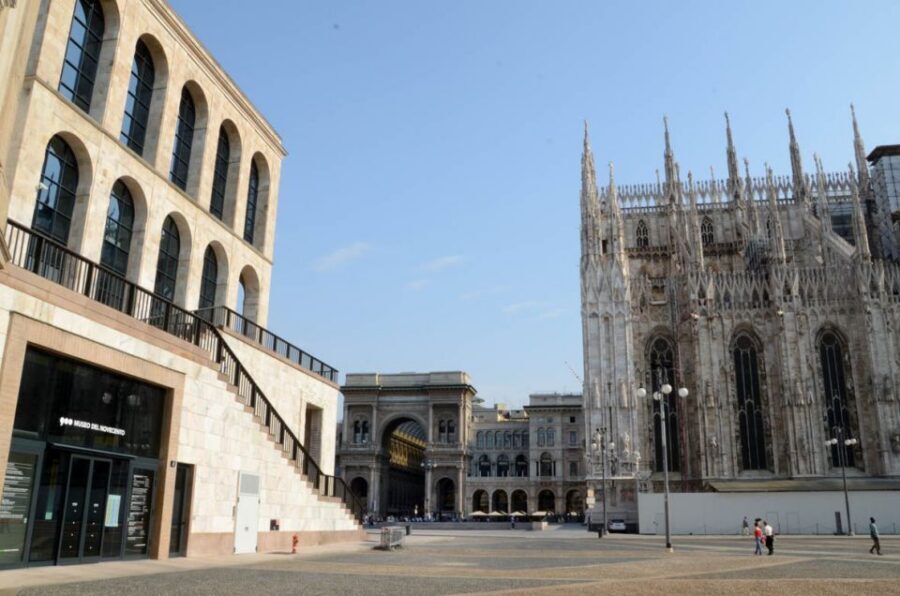 Milan: Private or Shared Essential Walking Tour - Royal and Civic Buildings: Spotting Power in Plain Sight