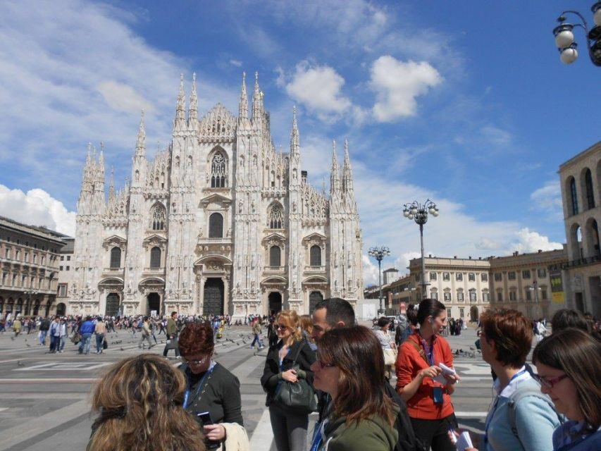 Milan: Private or Shared Essential Walking Tour - Sforza Castle Exterior Views: The Dukes Behind the Stone