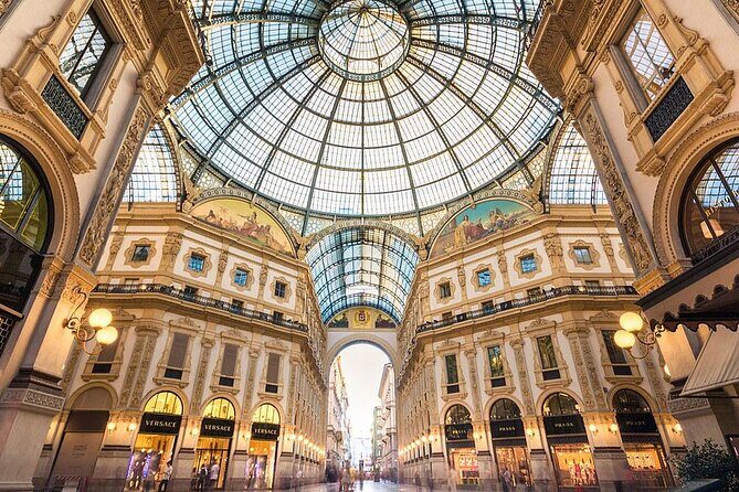 Milan: Private Tour - Duomo, Sforza Castle & Gelato Tasting - Sforza Castle Courtyard Views and Why the Fortification Still Feels Royal