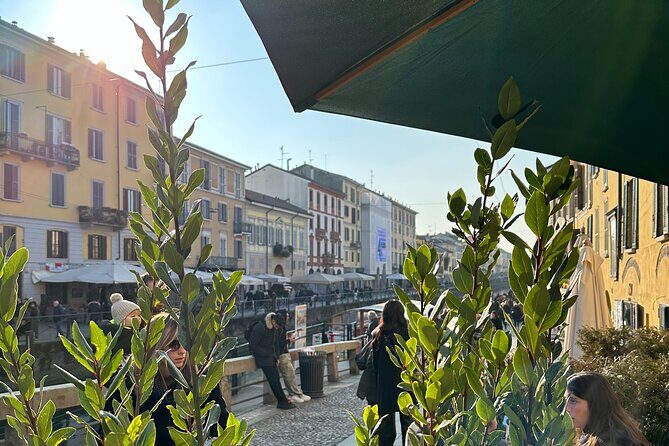 Milan Private Walking Tasting Tour with Secret Food Tours - Duomo di Milano: outside views without the dome ticket