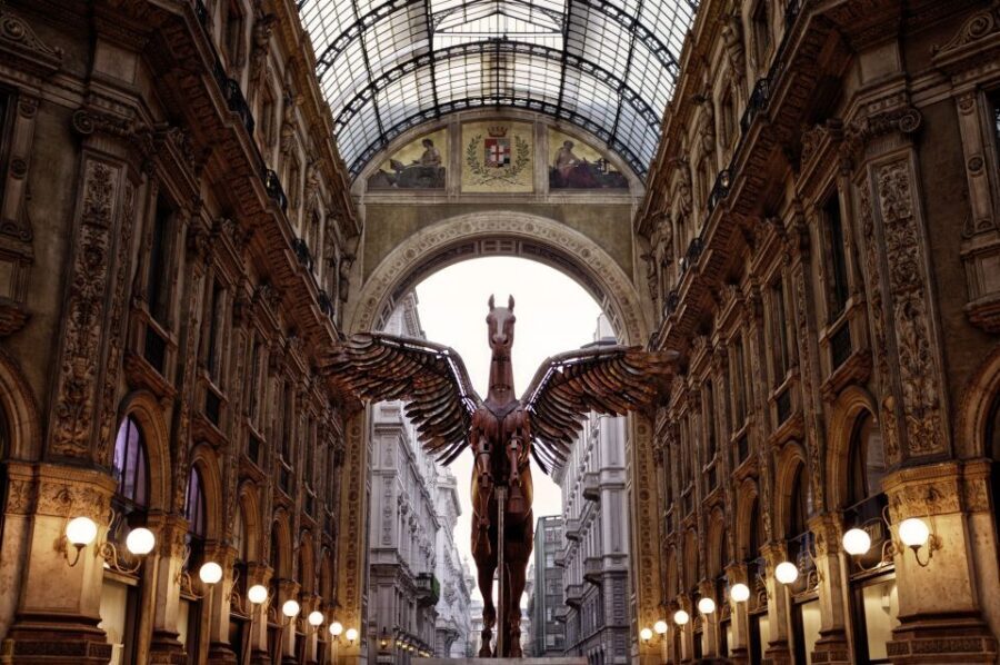 Milan: Private Welcome Tour w/ a Local - Meeting the guide: why the neighborhood start is a big deal