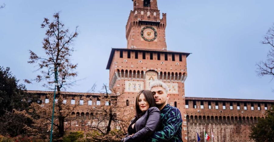 Milan: Professional Photoshoot Outside Sforza Castle - Milan Photo Magic: Sforza Castle Without the Ticket Hassle