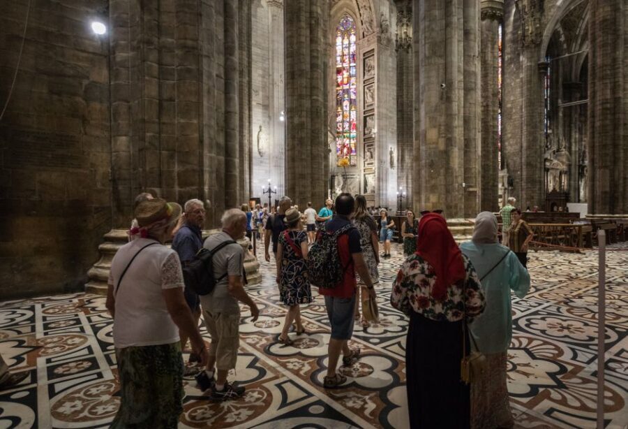 Milan: Scala Theater and Duomo Cathedral Guided Tour - Who should book this Scala and Duomo tour