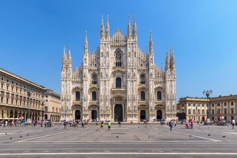 Milan: Skip-the-Line Duomo Guided Tour & Hop-on Hop-off Bus - Optional Add-On: Using a 2-Day Hop-on Hop-off Bus Ticket to Stretch Your Milan Time