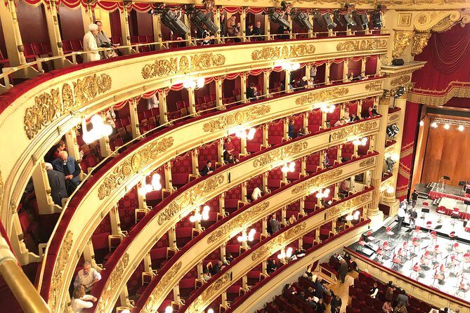 Milan: Skip-the-Line Duomo & La Scala Museum Guided Tour - Who should book this Duomo and La Scala combo?