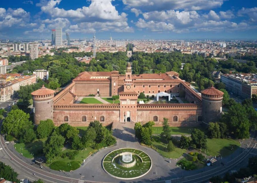Milan Small Group: Duomo & Rooftop, Castle, Gelato Tasting - Galleria Vittorio Emanuele II and La Scala area: Milan’s refined heart