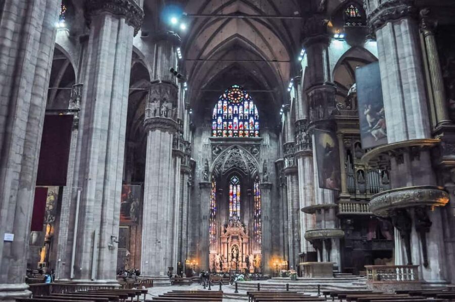 Milan Small Group: Duomo & Rooftop, Castle, Gelato Tasting - Gelato tasting in Milan: treat it like a scheduled pause
