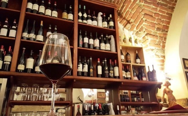 Milan Wine Tasting Experience - Who should book this and who should skip it
