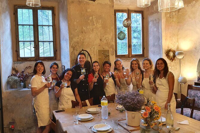 Milano The Art of Making Pasta with Italian Chef - Lunch or dinner: the eat-what-you-make moment with wine or craft beer