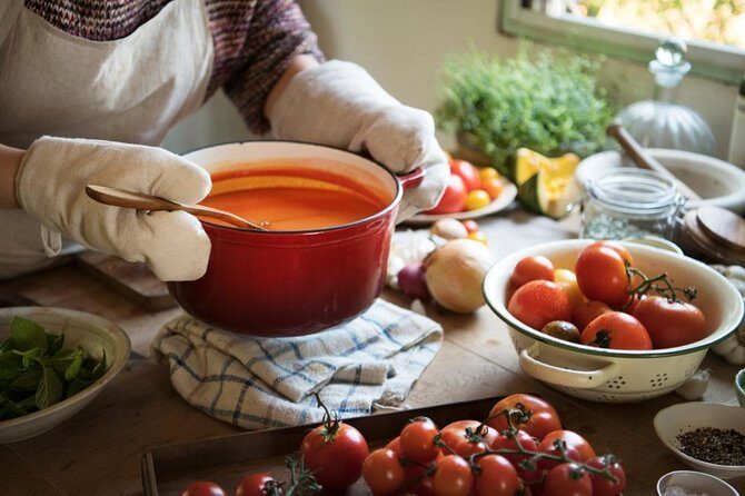 Pasta Fresca Hands-on Cooking Class with a Local in Como - Why this Como pasta class feels more local than a studio demo