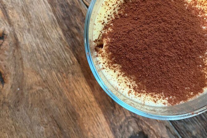 Pizza Cooking Class with Tiramisù and Wine Tasting in Milan - Small Group Energy: Up Close With the Work