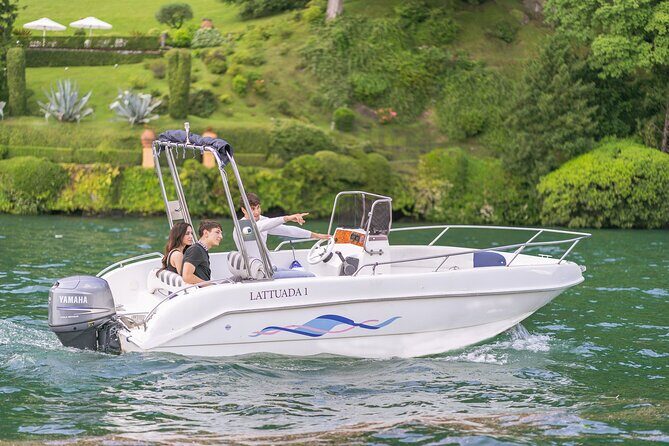 Private boat tour from Bellagio, iconic villas and hidden gems - From Bellagio, you’re suddenly in the right seat