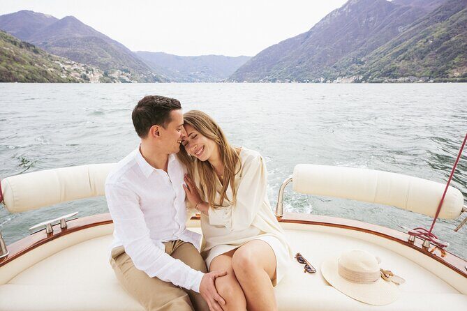 Private Boat Tour on Italian Gozzo on Lake Como - From Varenna’s Lovers’ Walk to Villa Cipressi and Punta Spartivento