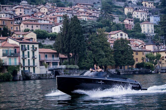 Private Boat Tour on the Lake Como - Piazza Matteotti to the boat: timing and how the hour plays out