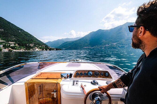 Private Cruise on Lake Como with Speedboat from 1H to 4H - Moltrasio and Carate Urio: smaller towns, big houses