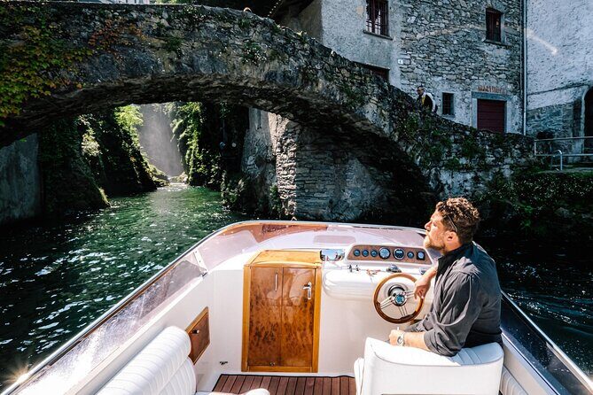 Private Cruise on Lake Como with Speedboat from 1H to 4H - Back toward Como: Torno village and the Mandarin Oriental sightline