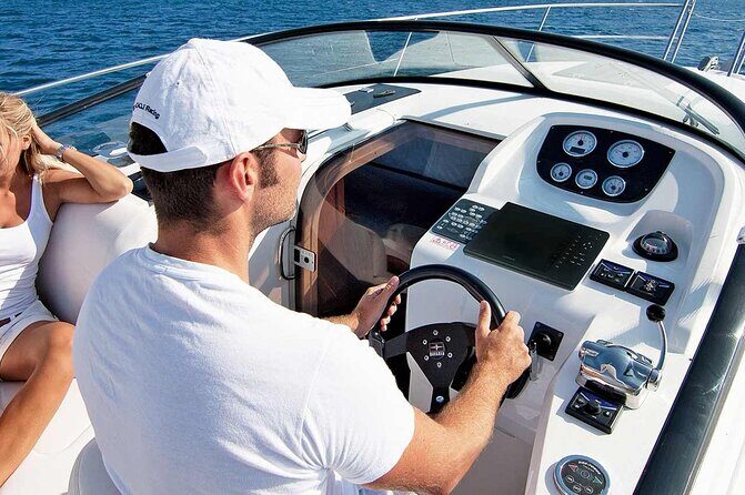 Private Lake Como Boat Tour with Captain Exclusive Scenic Cruise - Quick highlights before you go