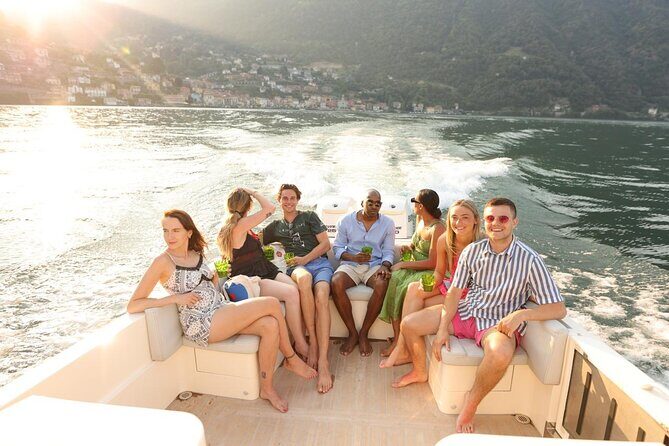 Private Open Bar Tour with Luxury Boat on Lake Como 2H 4H - Carate Urio, Moltrasio, and the crossing toward Torno
