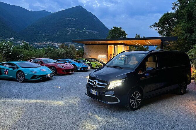 Private Transfer from Como City to Milan Airports - The timing game: courtesy wait and airport stress