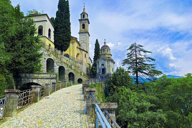 Road Bike tour in Lake Como & Bellagio - Botanic Garden in Bellagio: finishing the loop with a softer landing
