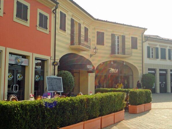 Serravalle Outlet, tour from Milan. - Key things that make this trip tick