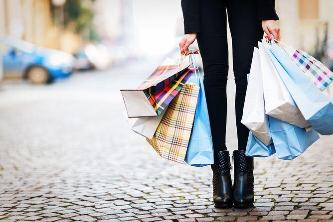 Serravalle Outlet, tour from Milan. - Shopping strategy: getting designer deals without wasting energy