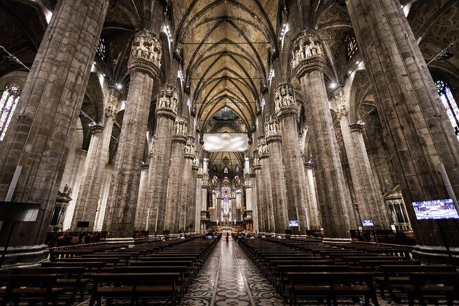 Skip the Line: Milan Duomo Tour - The stories you’ll remember: Holy Nail and the Sundial Trail