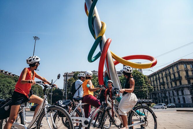 Small-group Milan Highlights e-Bike Tour - Roman ruins at Colonne di San Lorenzo