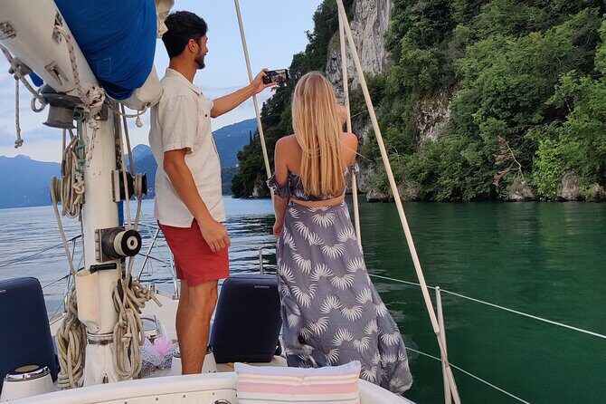 Sunset sailing on lake Como with Private Skipper - Price and Value: $712.32 for Up to 9 People