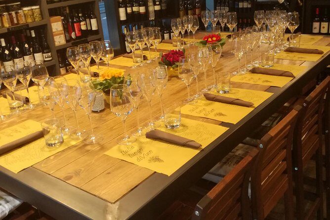 Taste of Lake Como: 4 Wines Paired with Local Cheese Charcuterie - What you taste: Italian varieties plus world picks
