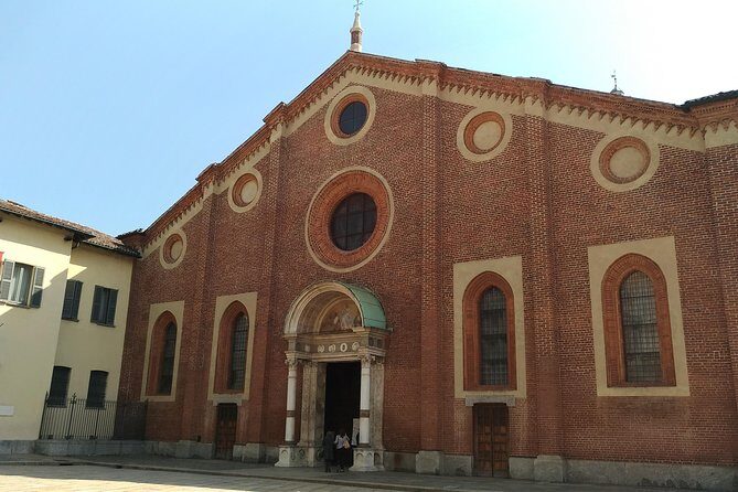 The Last Supper & Church of San Maurizio tour in Milan-group tour - San Maurizio al Monastero Maggiore: Luini’s Frescoes and That Hidden-Face Surprise