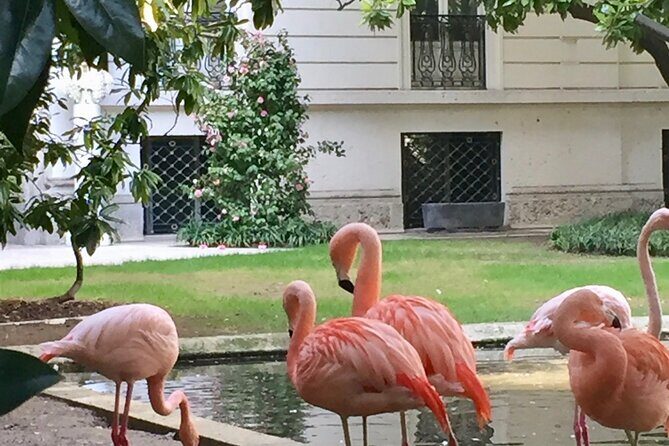 The Secret Milan – An Exclusive Stroll Beyond the Beaten Path - Quadrilatero della Moda (Quad d’Oro): palaces and courtyards behind the fashion windows