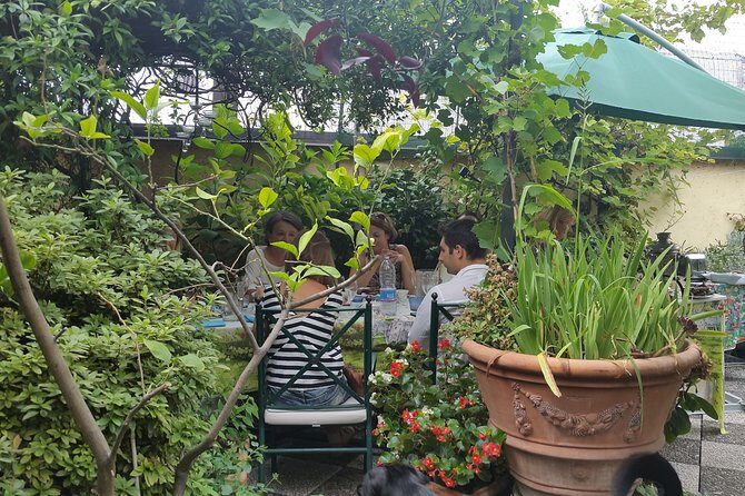 The Secrets to Learn Fresh Pasta and Tiramisù in a Glam Home - A glamorous palazzo home in central Milan