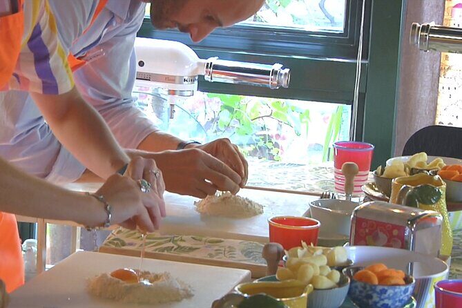 The secrets to Learn Fresh Pasta & Gelato in a Glam Home - Gelato vs tiramisu focus: how to read the session vibe