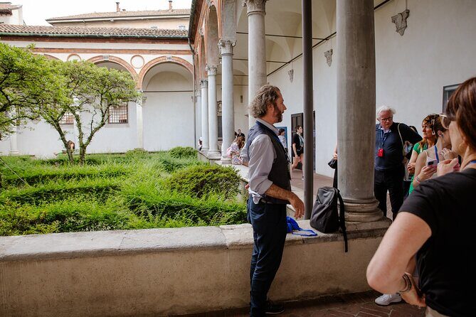 Unveil the Masterpiece: Guided Tour of Da Vinci's Last Supper - Headsets Make a Real Difference in the Room