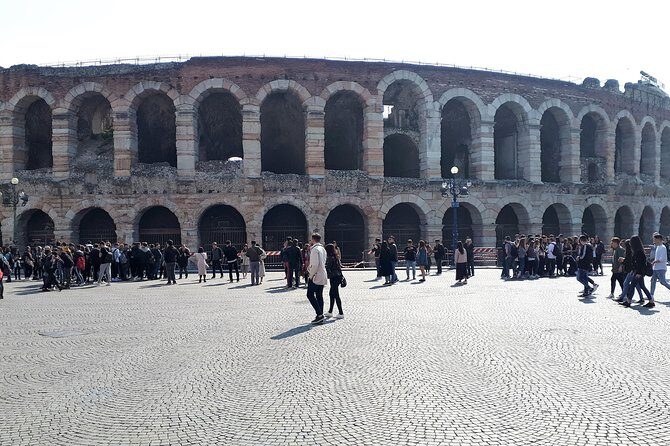 Verona & Lake Garda with Boat Cruise: Full-Day Tour from Milan - Who should book this Verona and Lake Garda day trip?