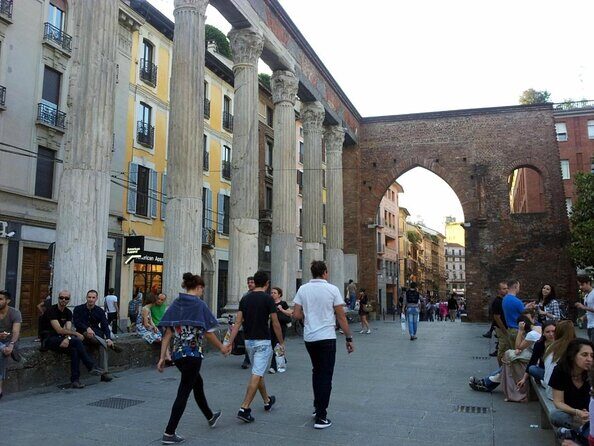 Walking Food Tour of Milan with Tastings - Food Tastings and Wine: How the Sampling Fits the Walk